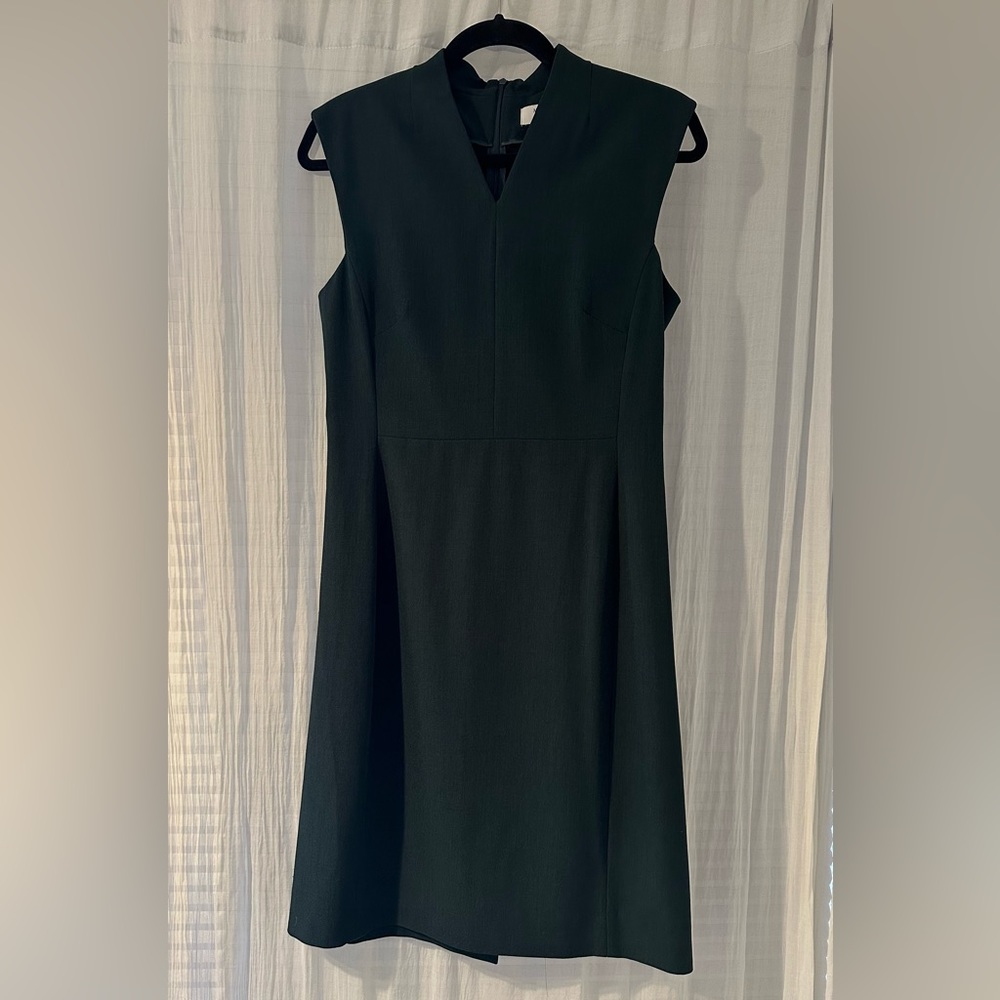 MM. Lafleur green tailored dress
